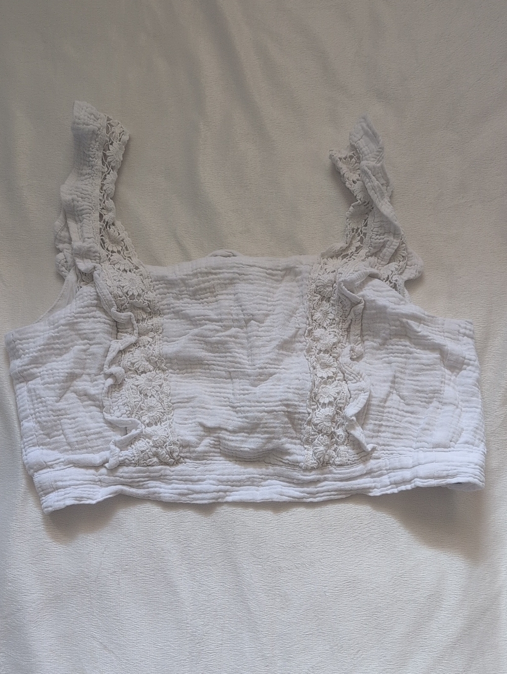 Cloud Ten White Lace Trim Cropped Tank Top Crop Top Boho Cami Size: S